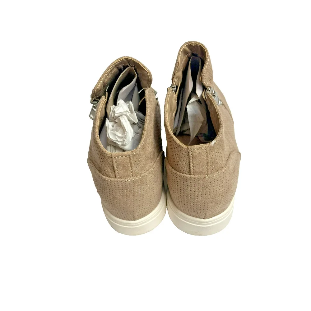 Cushionaire Sneakers Women